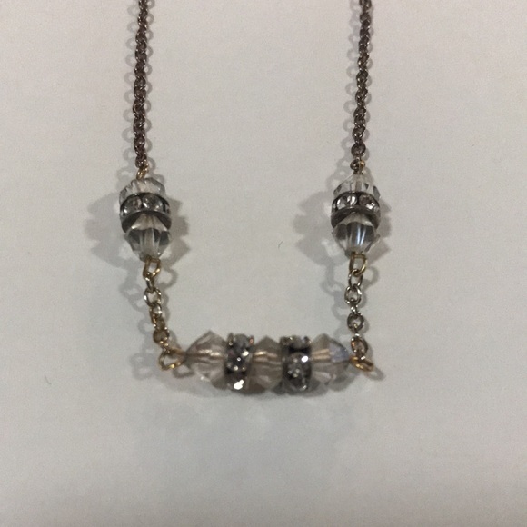 Elegant Beautiful Necklace - Picture 4 of 10